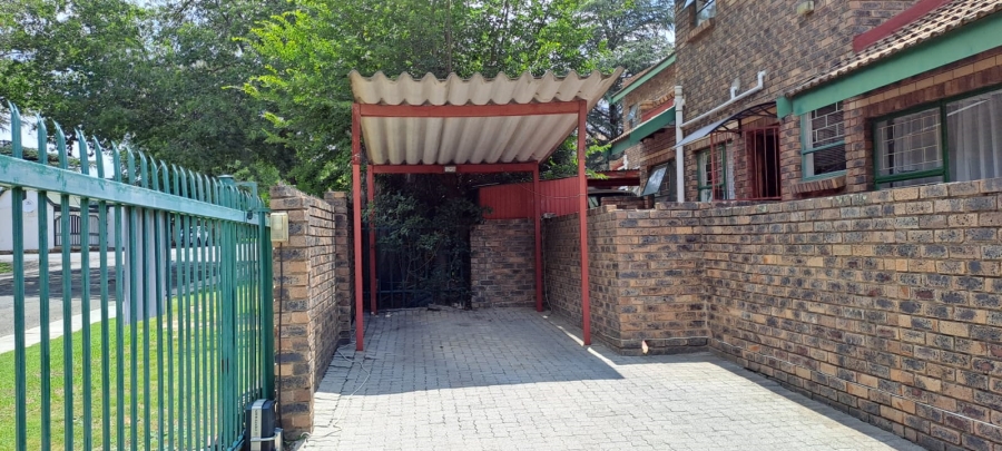 To Let 2 Bedroom Property for Rent in Pretorius Kloof Free State